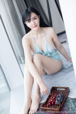 男人脱女人的衣服